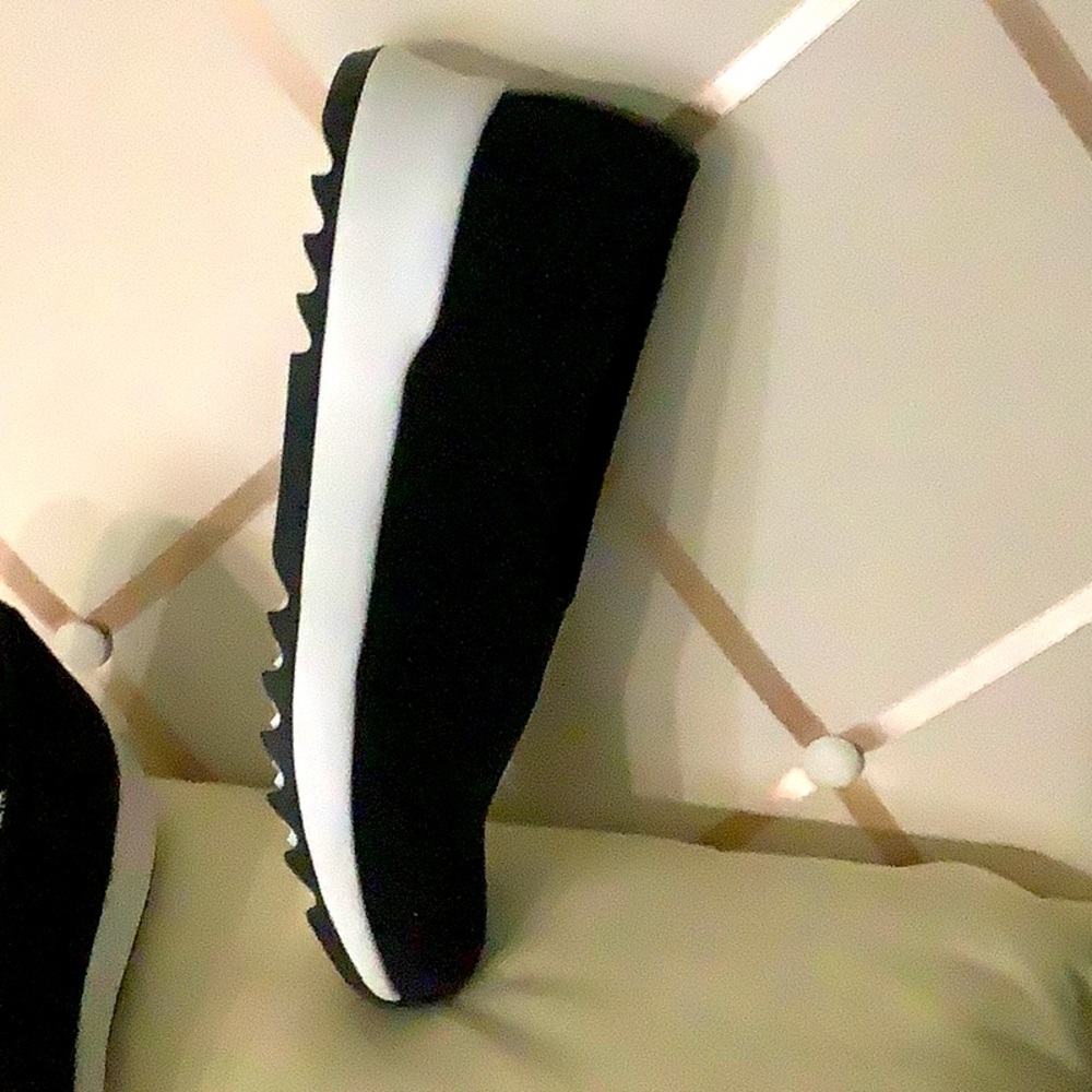 Eileen Fisher athletic shoe